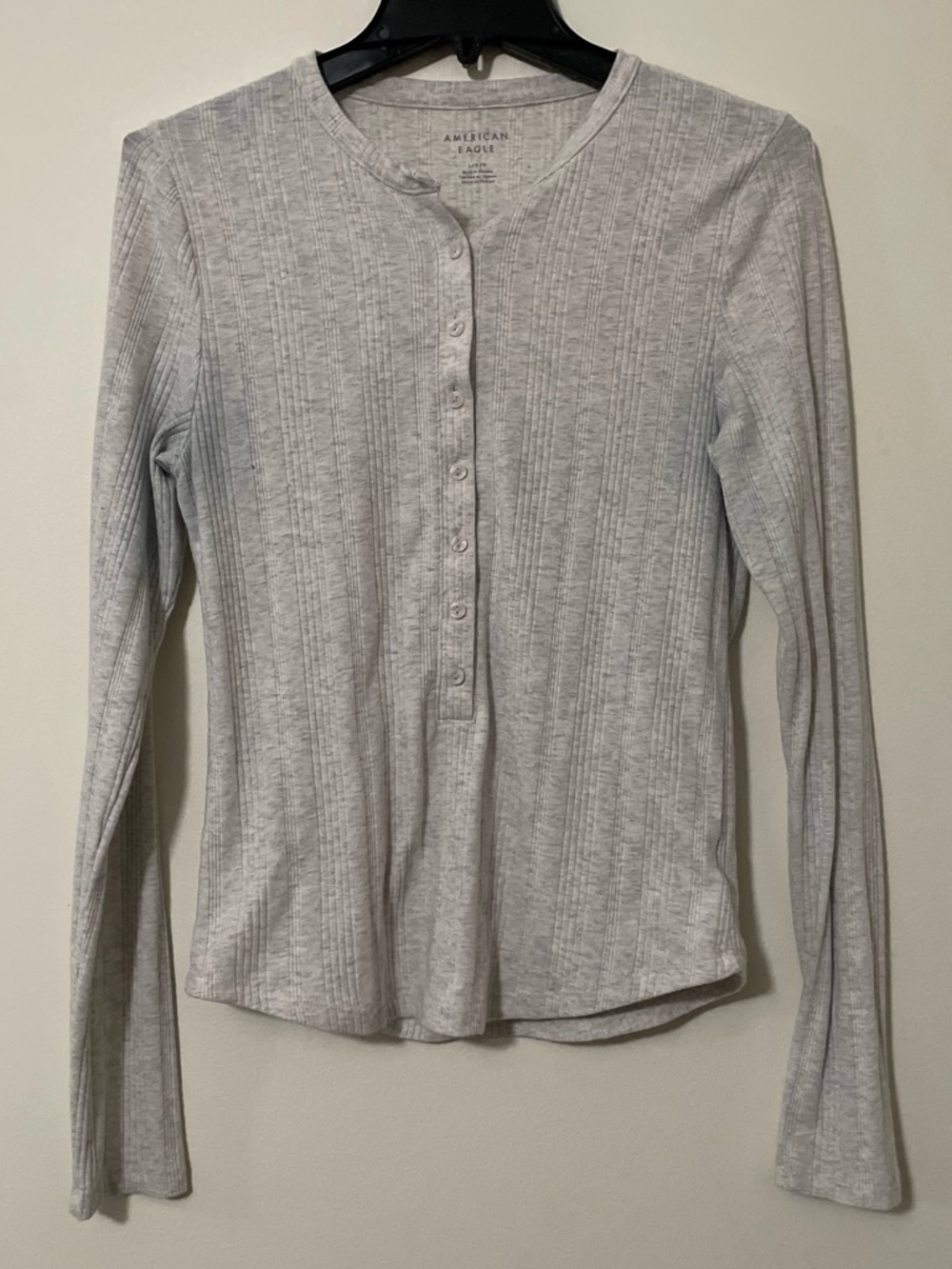 American Eagle Outfitters Light Heather Gray Ribbed Henley Long Sleeve